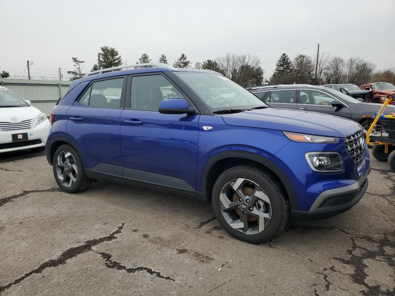 2024 HYUNDAI VENUE SEL VIN:KMHRC8A36RU306658