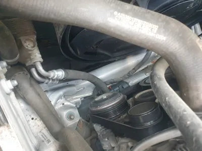 2019 Mercedes-Benz GLC 300 VIN: