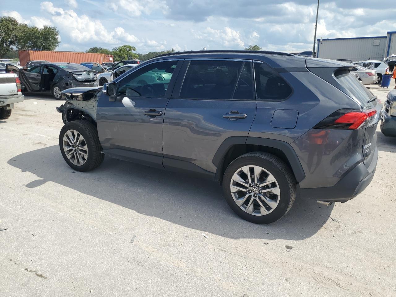 2023 TOYOTA RAV4 XLE PREMIUM VIN:2T3C1RFV8PC226067