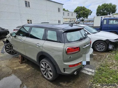 2020 MINI Clubman VIN: