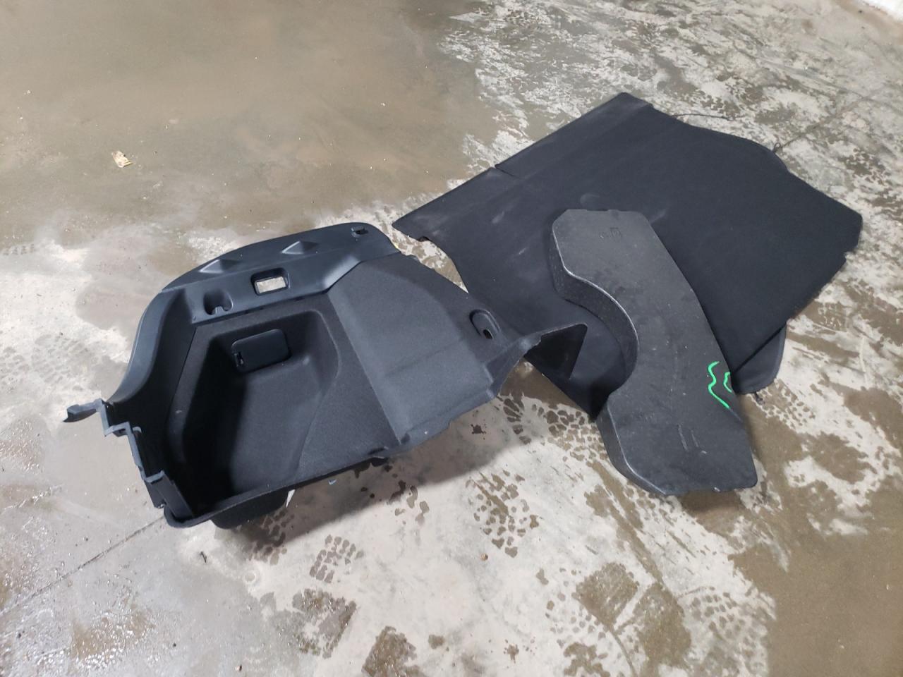 2022 TOYOTA C-HR XLE VIN:NMTKHMBX0NR144198