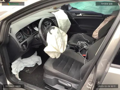2016 Volkswagen Golf WVWZZZAUZGW169581 VIN:WVWZZZAUZGW169581