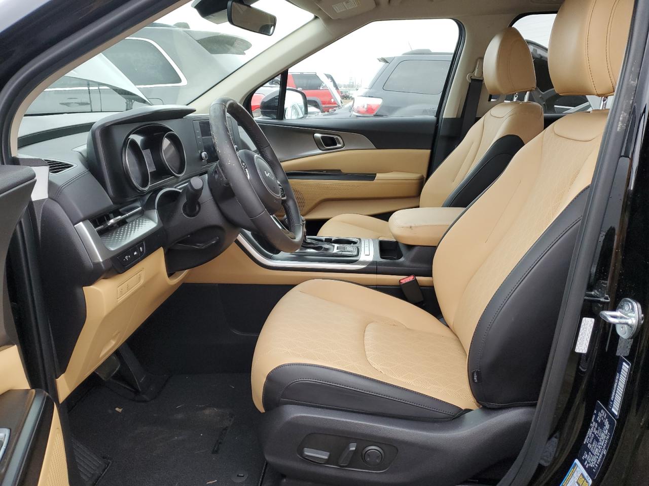 2024 KIA CARNIVAL LX VIN:KNDNB4H33R6387823