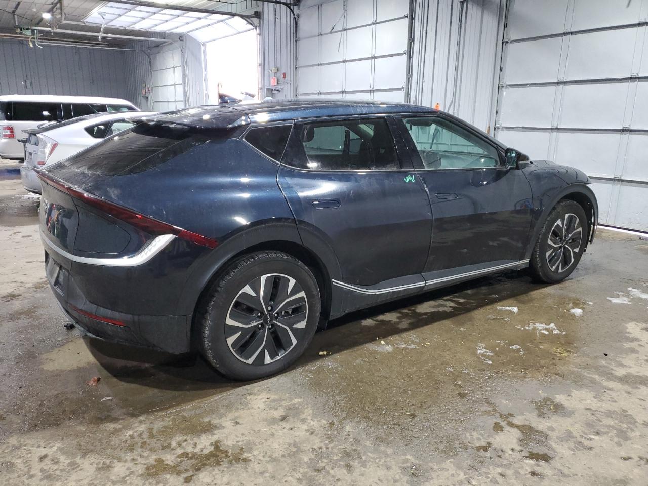 2022 KIA EV6 LIGHT VIN:KNDC34LB8N5071384