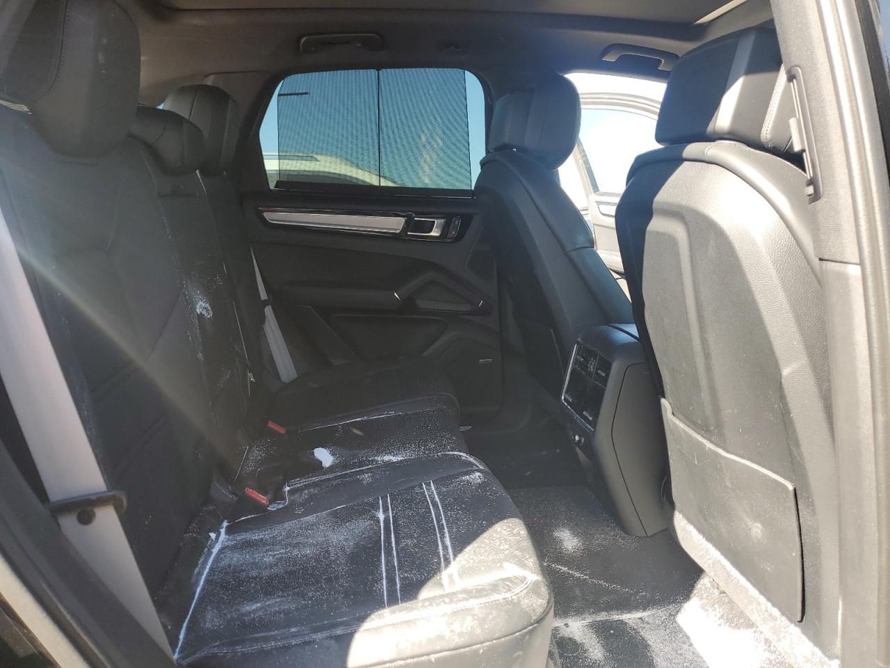 2023 PORSCHE CAYENNE BASE VIN:WP1AA2AY5PDA02345