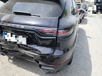 2021 Porsche Cayenne VIN: