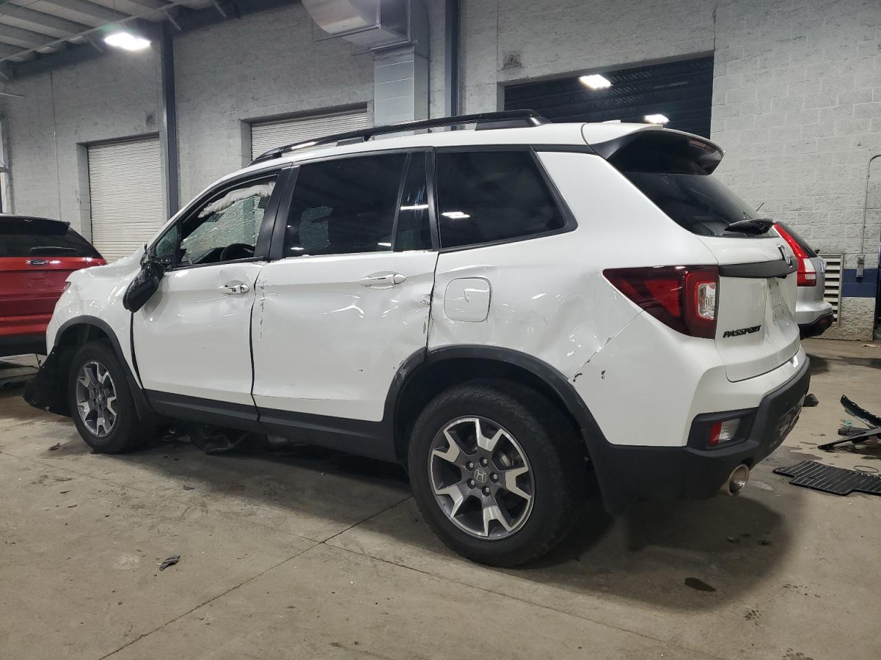 2022 HONDA PASSPORT TRAIL SPORT VIN:5FNYF8H6XNB008589