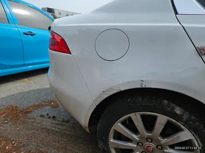 2016 Jaguar XE VIN: