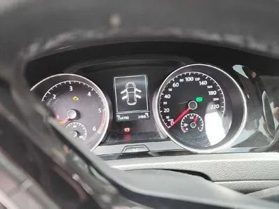 2015 Volkswagen Golf VIN: