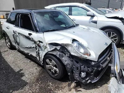 2015 MINI Cooper VIN: