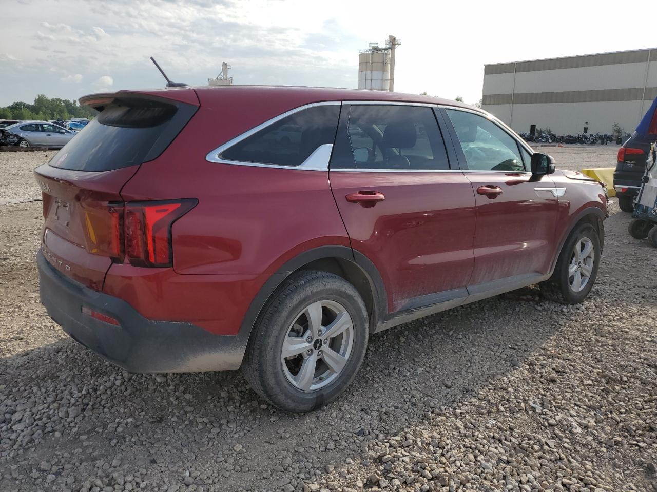 2022 KIA SORENTO LX VIN:5XYRG4LC3NG134115