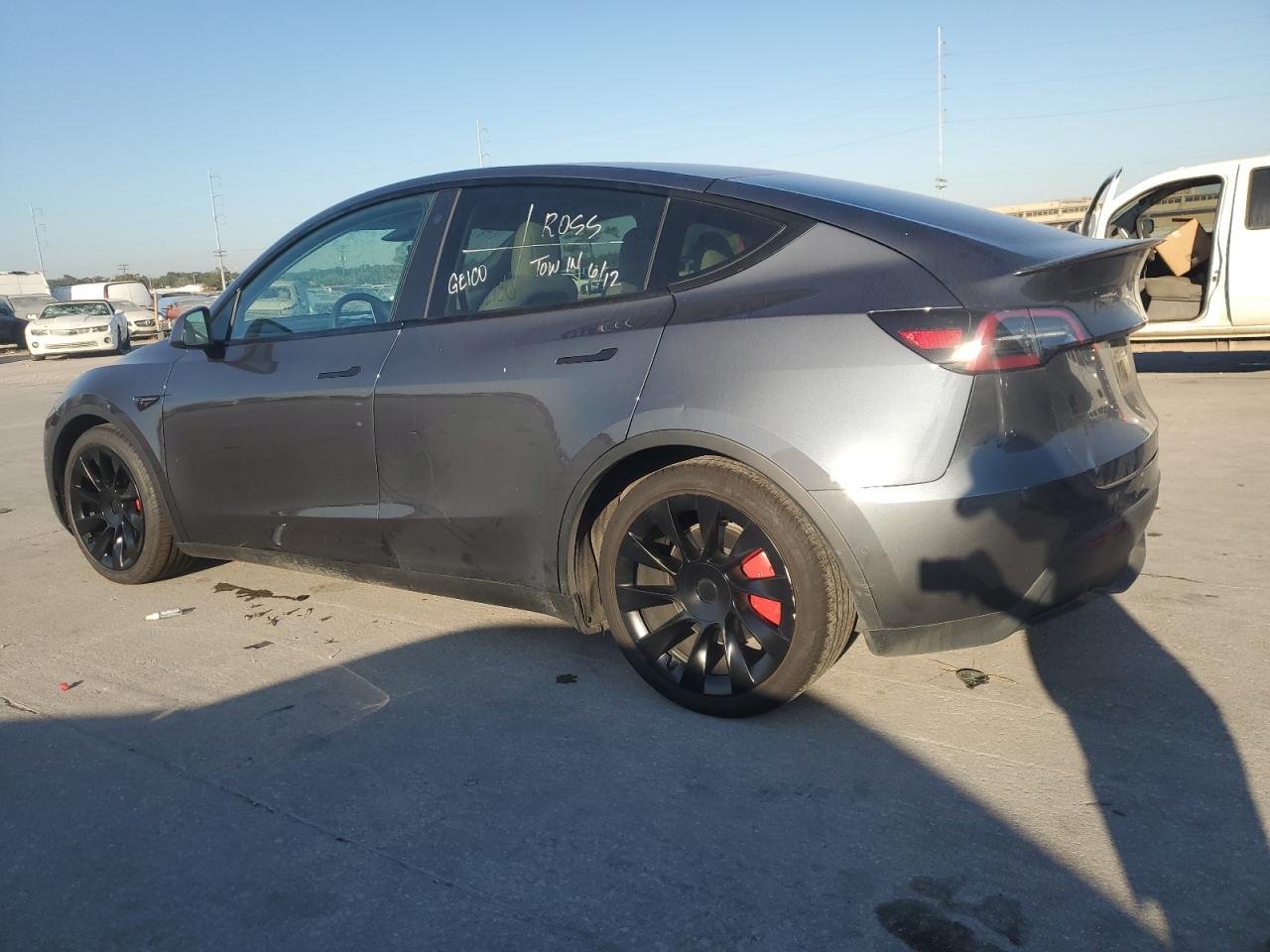 2022 TESLA MODEL Y  VIN:7SAYGDEF9NF466251