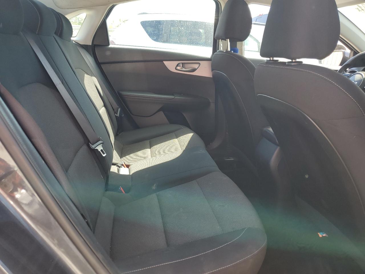 2022 KIA FORTE FE VIN:3KPF24AD2NE423707
