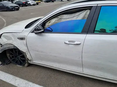 2016 Kia K5 KNAGU417GGA058018 VIN:KNAGU417GGA058018