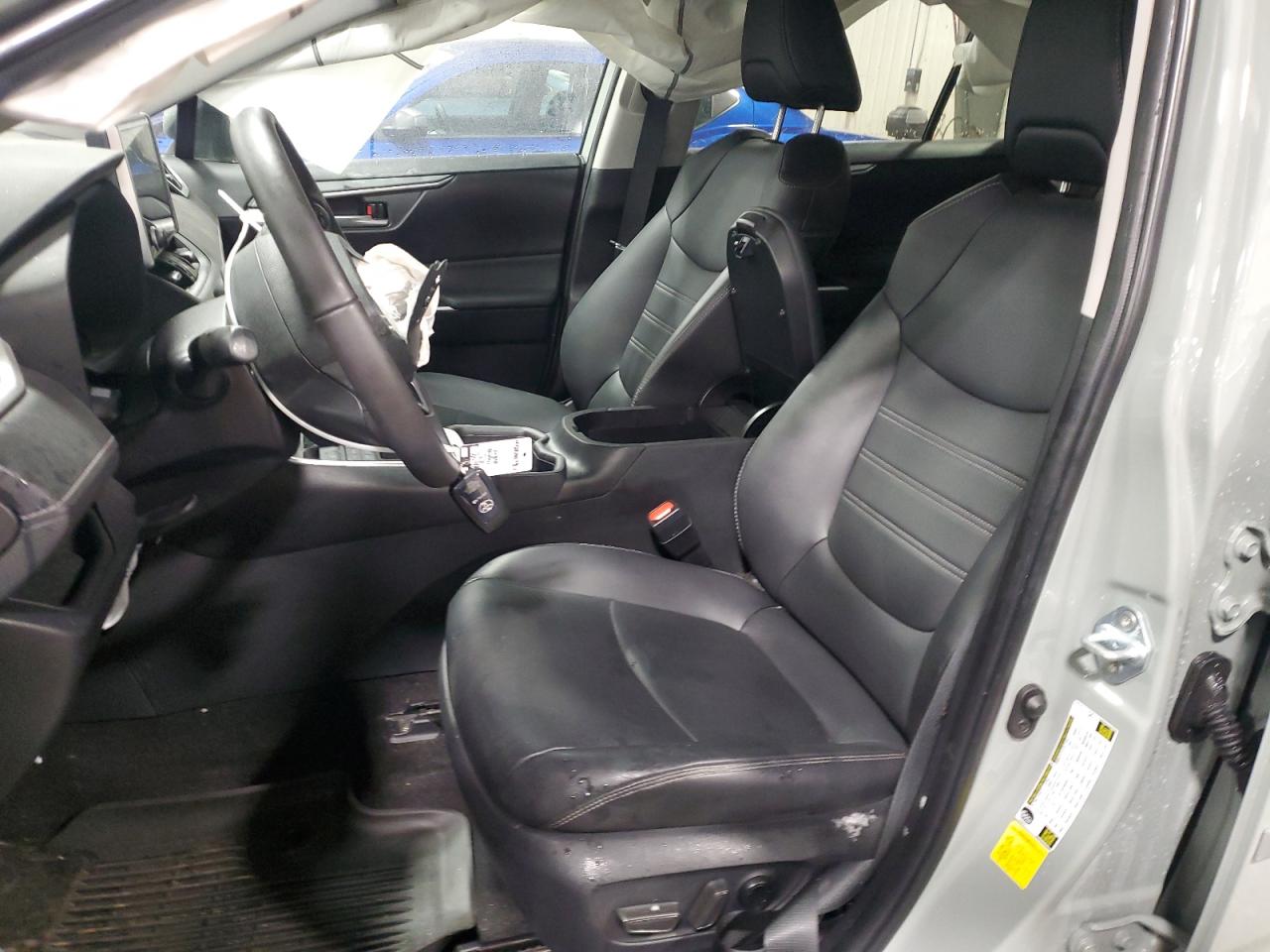 2023 TOYOTA RAV4 XLE PREMIUM VIN:2T3A1RFVXPW406348