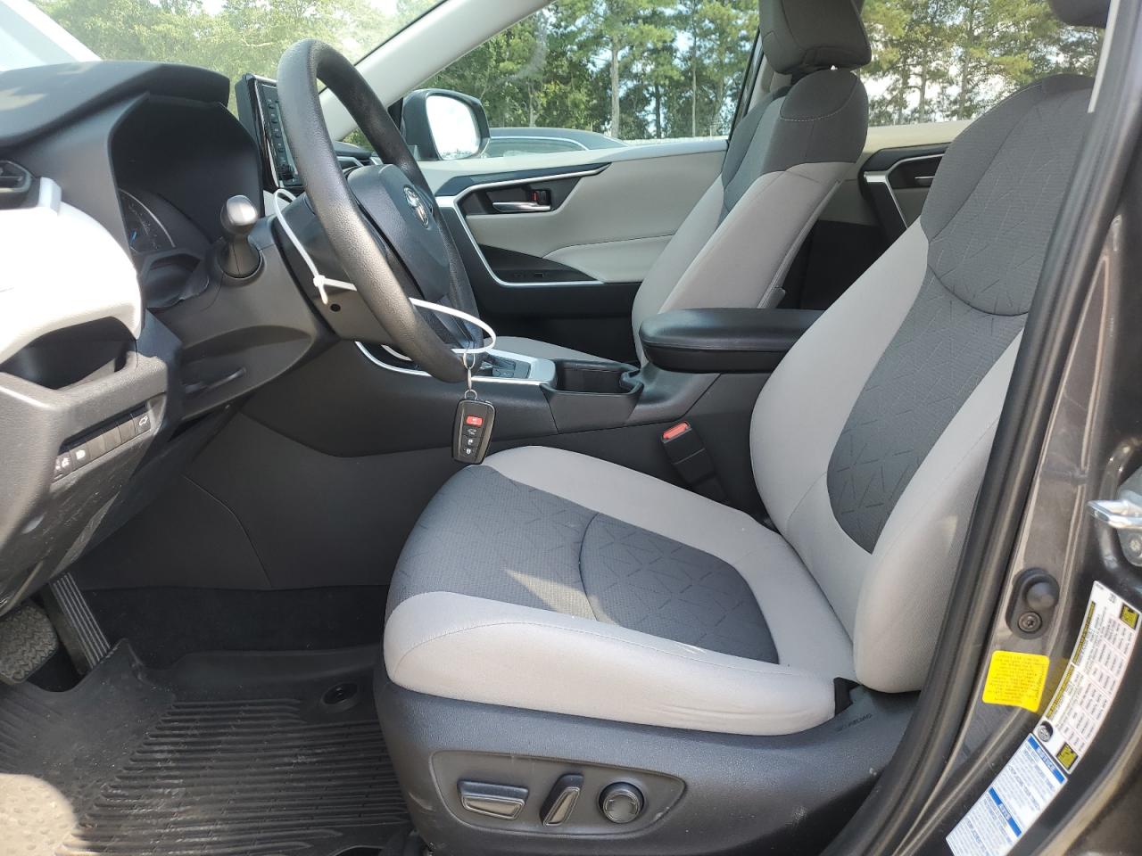 2022 TOYOTA RAV4 XLE VIN:2T3RWRFV9NW133050