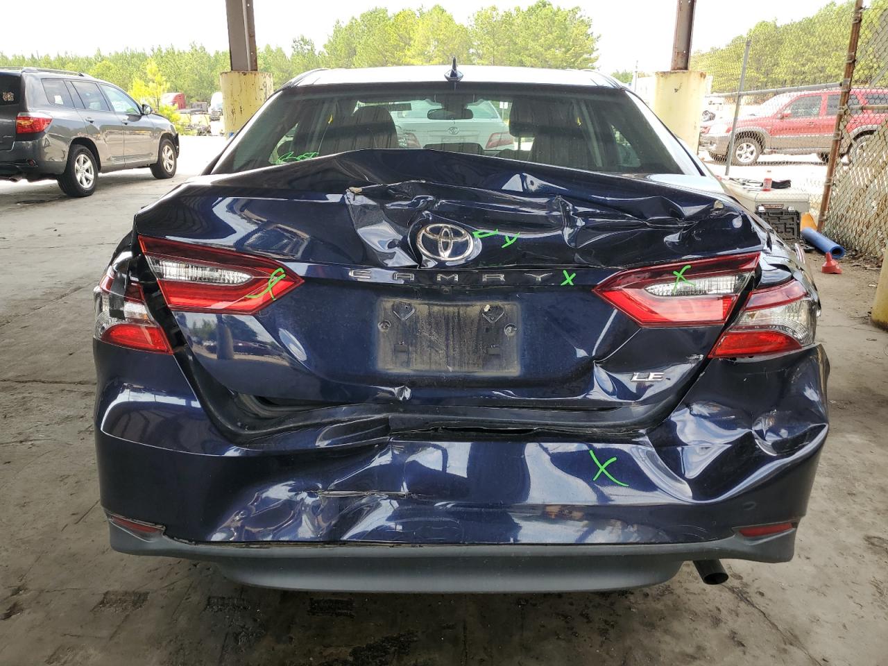 2022 TOYOTA CAMRY LE VIN:4T1C11AK0NU624571