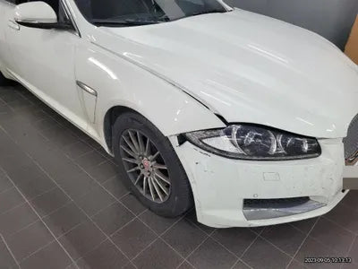 2014 Jaguar XF VIN: