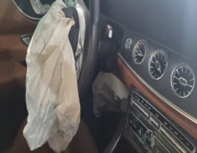 2019 Mercedes-Benz E 220 VIN: