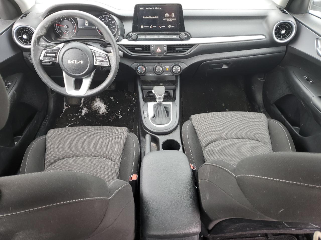 2024 KIA FORTE LX VIN:3KPF24AD9RE819431