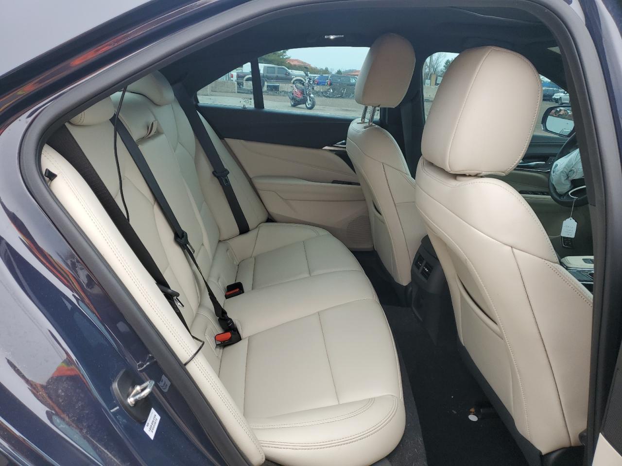 2024 CADILLAC CT4 LUXURY + VIN:1G6DK5RK2R0131430