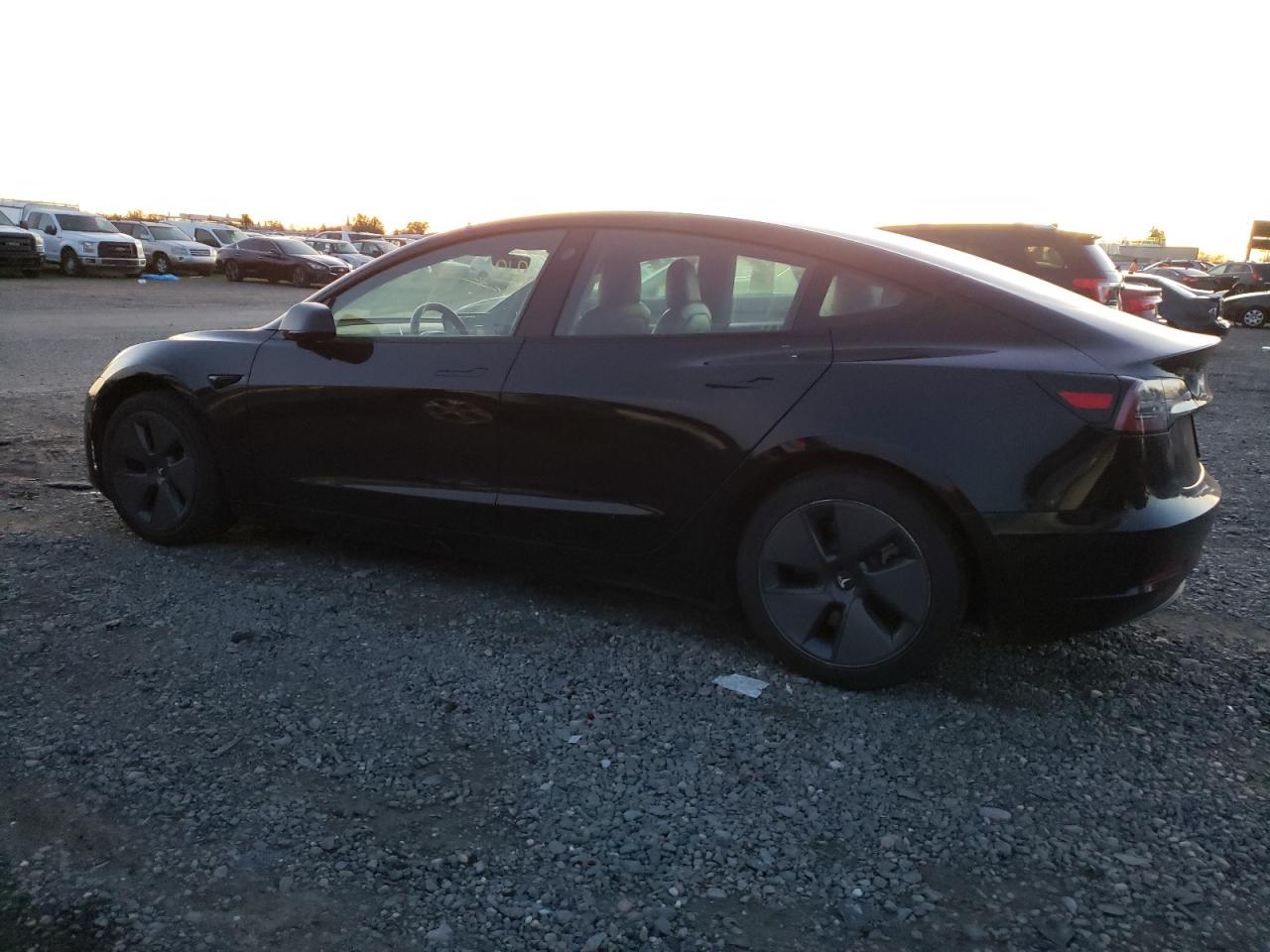 2022 TESLA MODEL 3  VIN:5YJ3E1EB0NF272653
