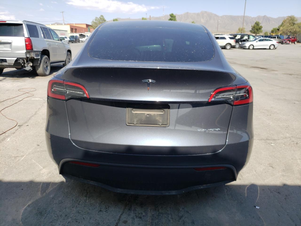 2023 TESLA MODEL Y  VIN:7SAYGDEE0PA157517