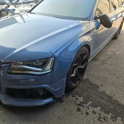 2014 Audi A8 VIN:
