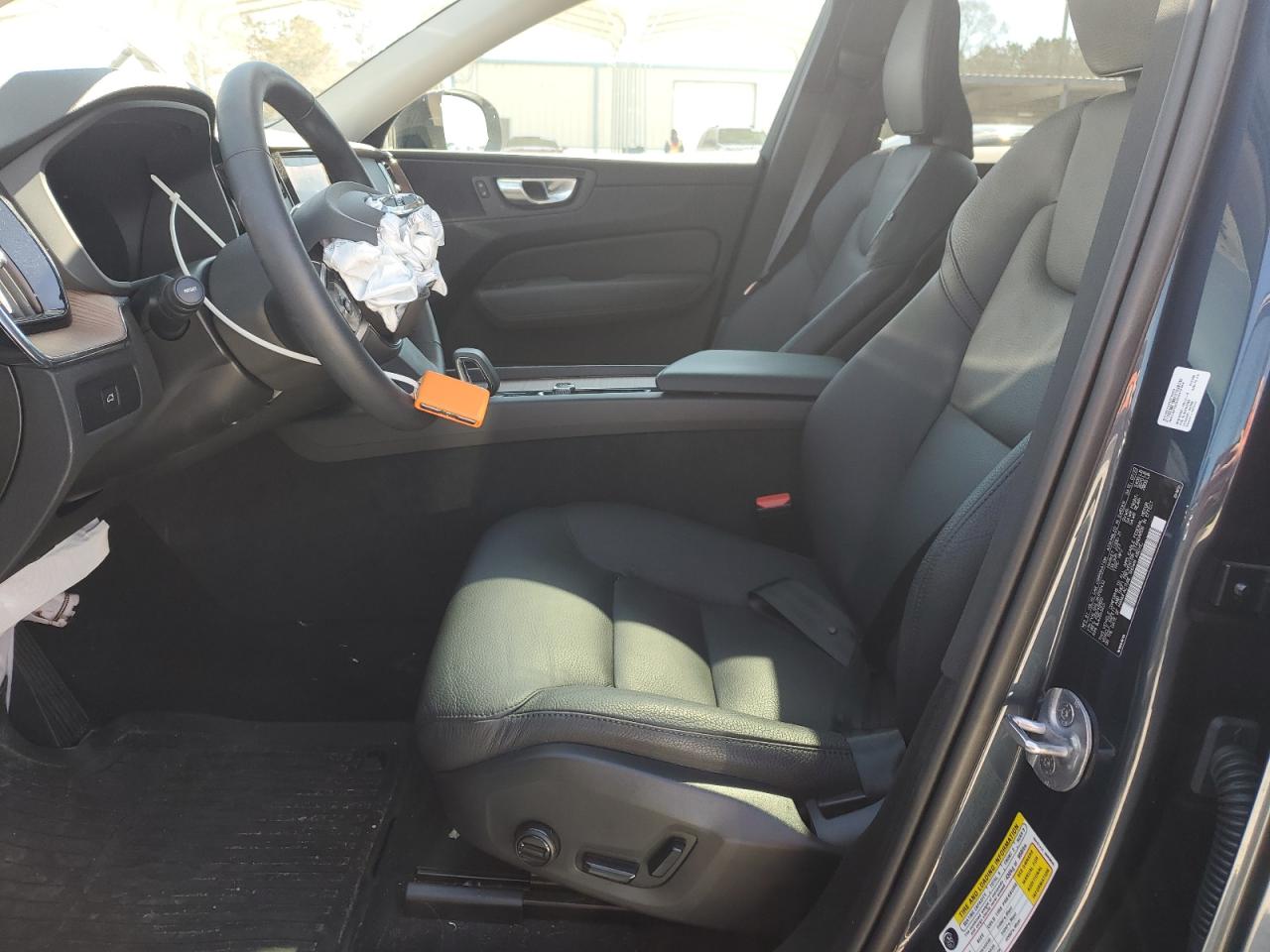 2024 VOLVO XC60 PLUS VIN:YV4L12RL2R1762432