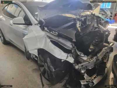 2023 Tesla Model Y LRWYGCFSXRC160131 VIN:LRWYGCFSXRC160131