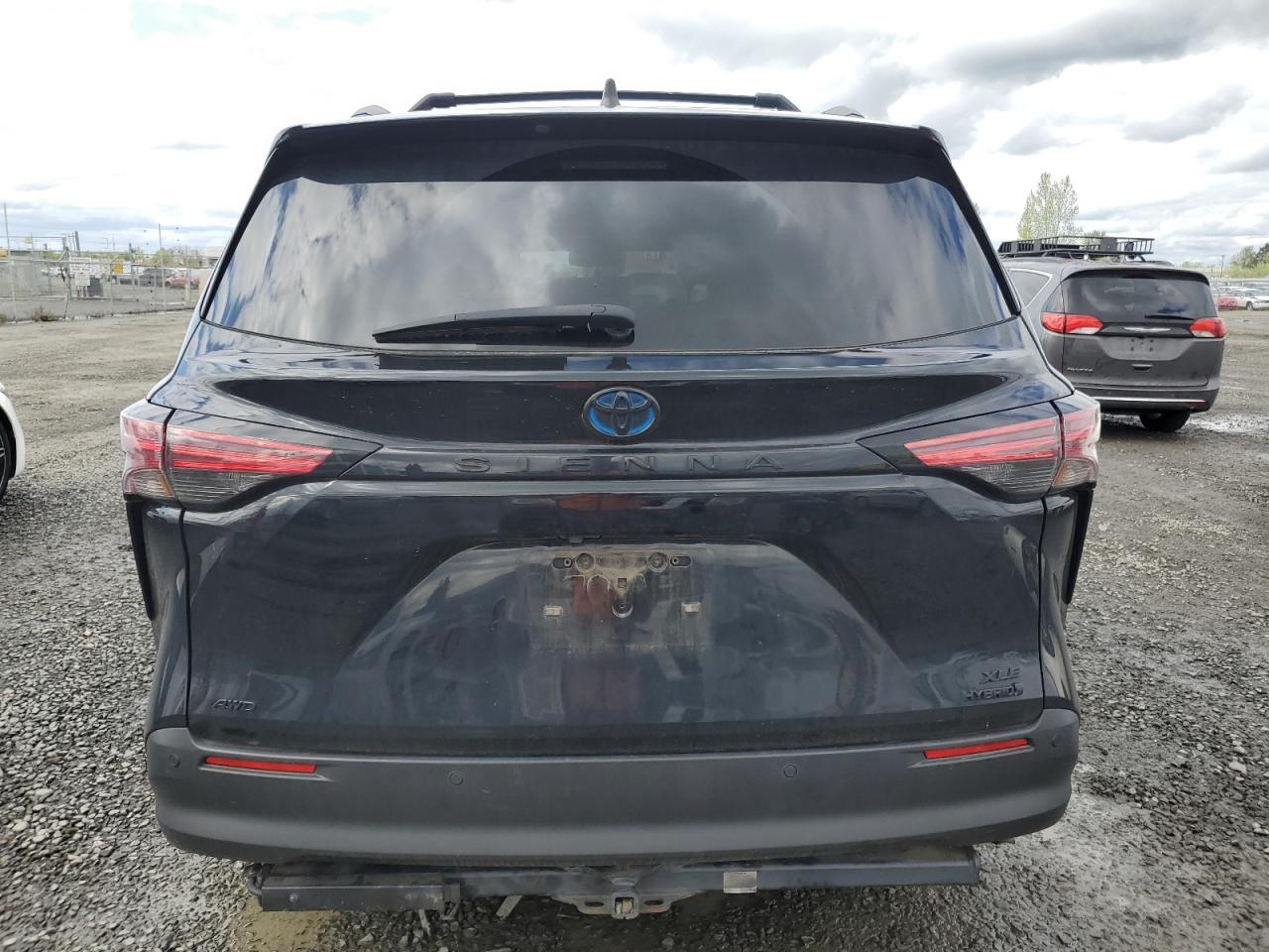 2022 TOYOTA SIENNA XLE VIN:5TDASKFC7NS057392