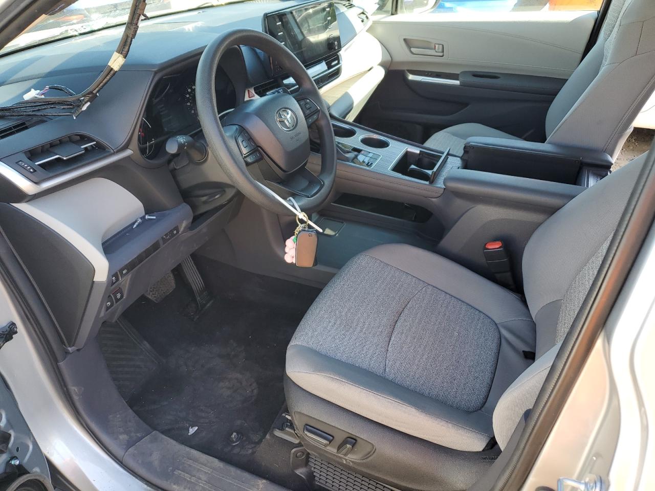 2023 TOYOTA SIENNA LE VIN:5TDKSKFC4PS077574