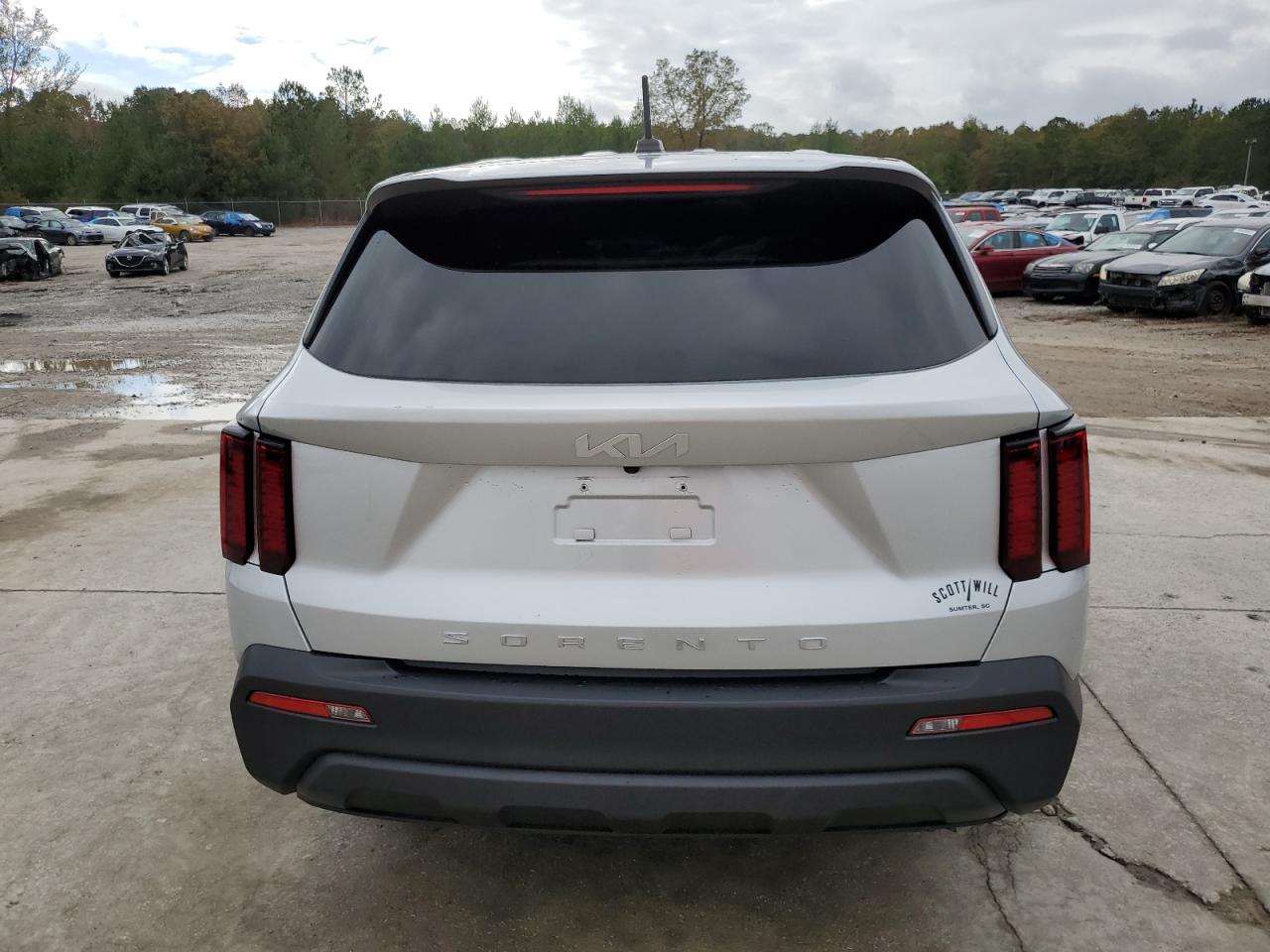 2022 KIA SORENTO LX VIN:5XYRG4LC9NG099337