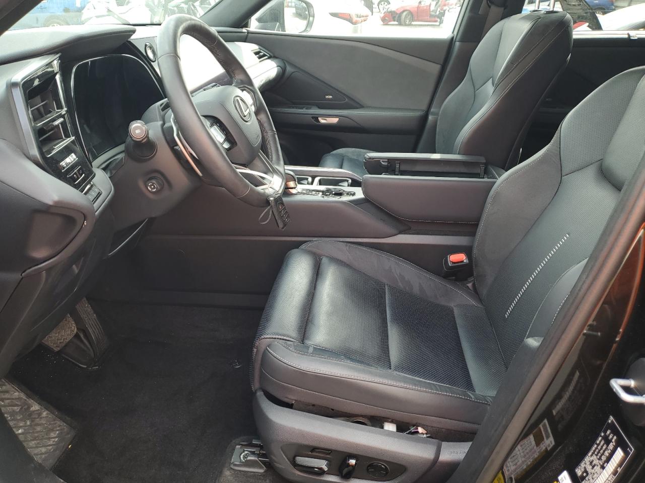 2024 LEXUS TX 350 BASE VIN:5TDAAAA67RS001358