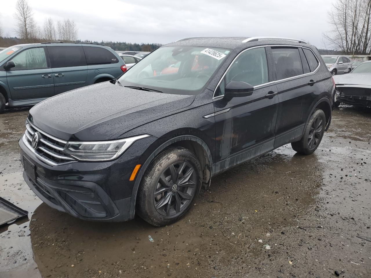 2023 VOLKSWAGEN TIGUAN SE VIN:WBANE73506CM31028