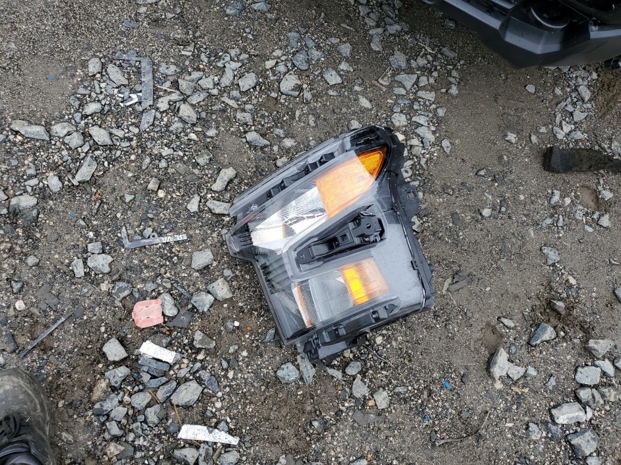 2024 CHEVROLET SILVERADO K1500 CUSTOM VIN:3GCPDBEK4RG423102