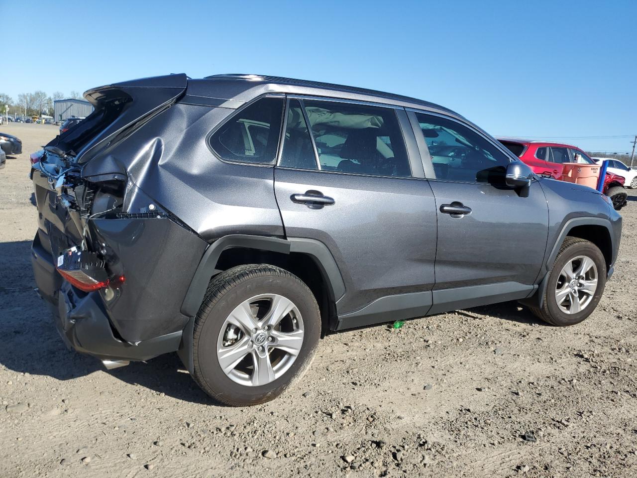 2022 TOYOTA RAV4 XLE VIN:2T3W1RFV0NC194743