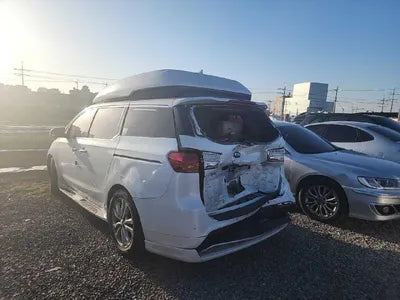 2015 Kia Carnival VIN: