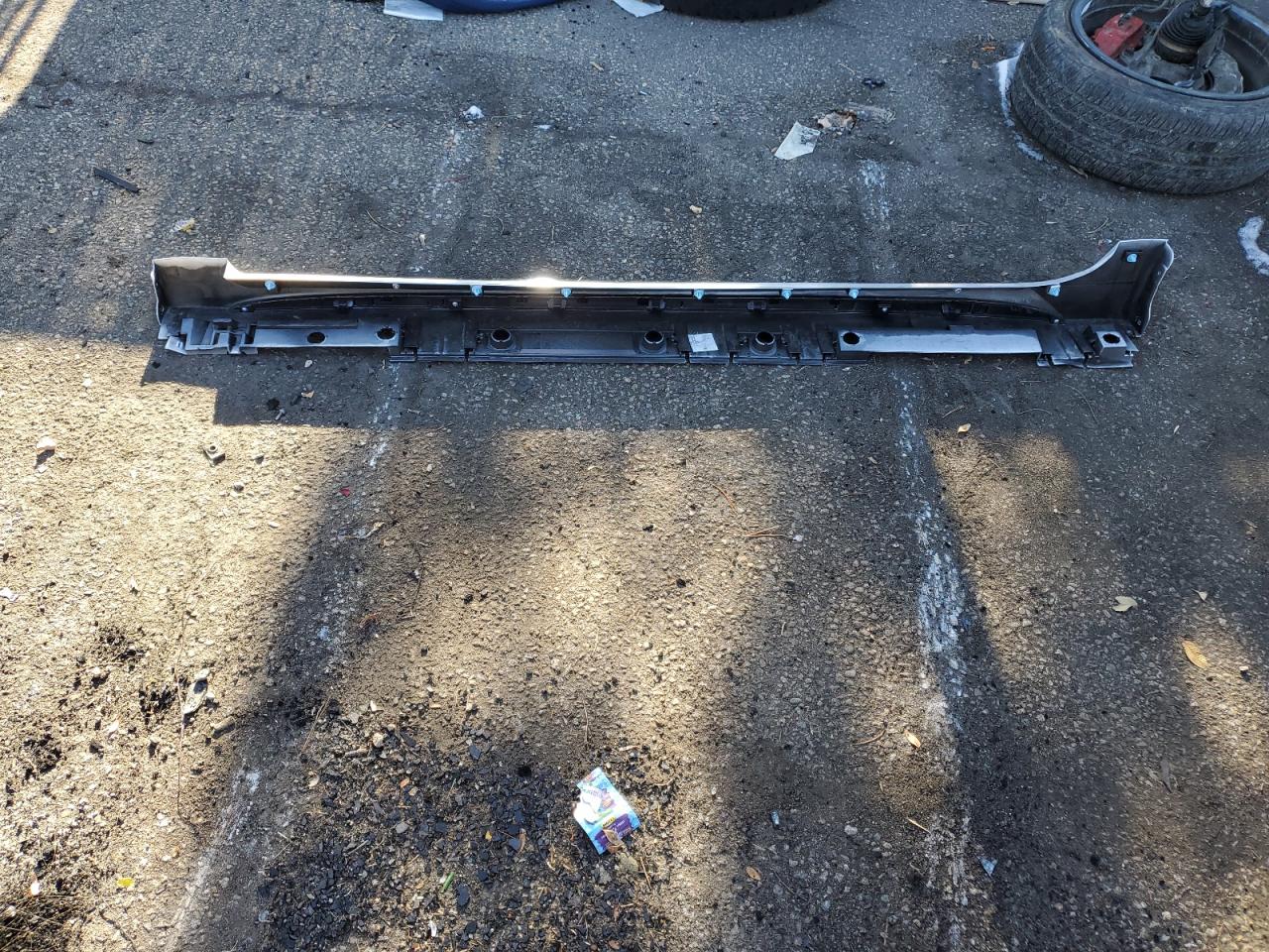 2024 TOYOTA COROLLA LE VIN:JTDBDMHE8RJ011341