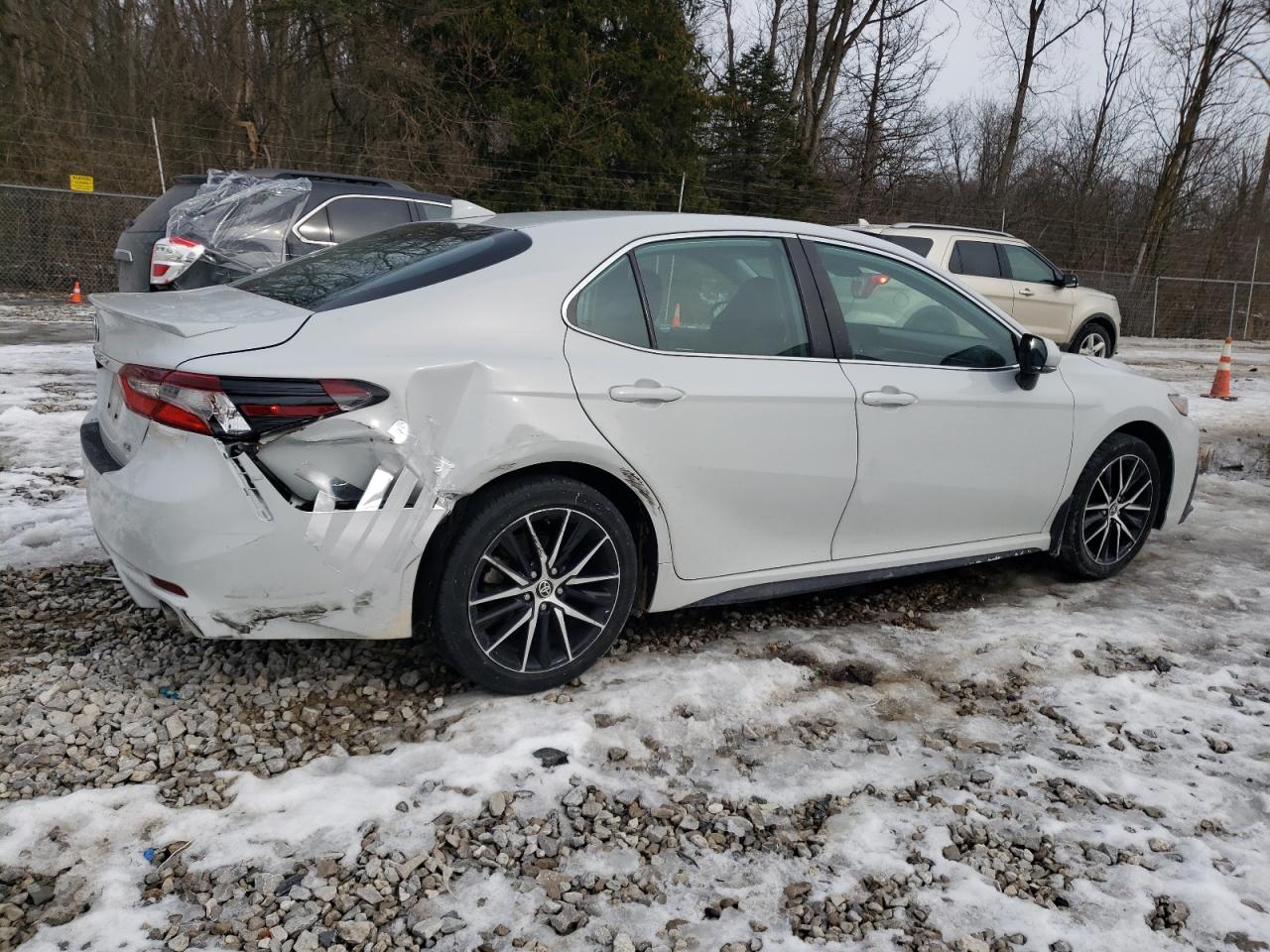 2022 TOYOTA CAMRY SE VIN:4T1G11AK2NU042425
