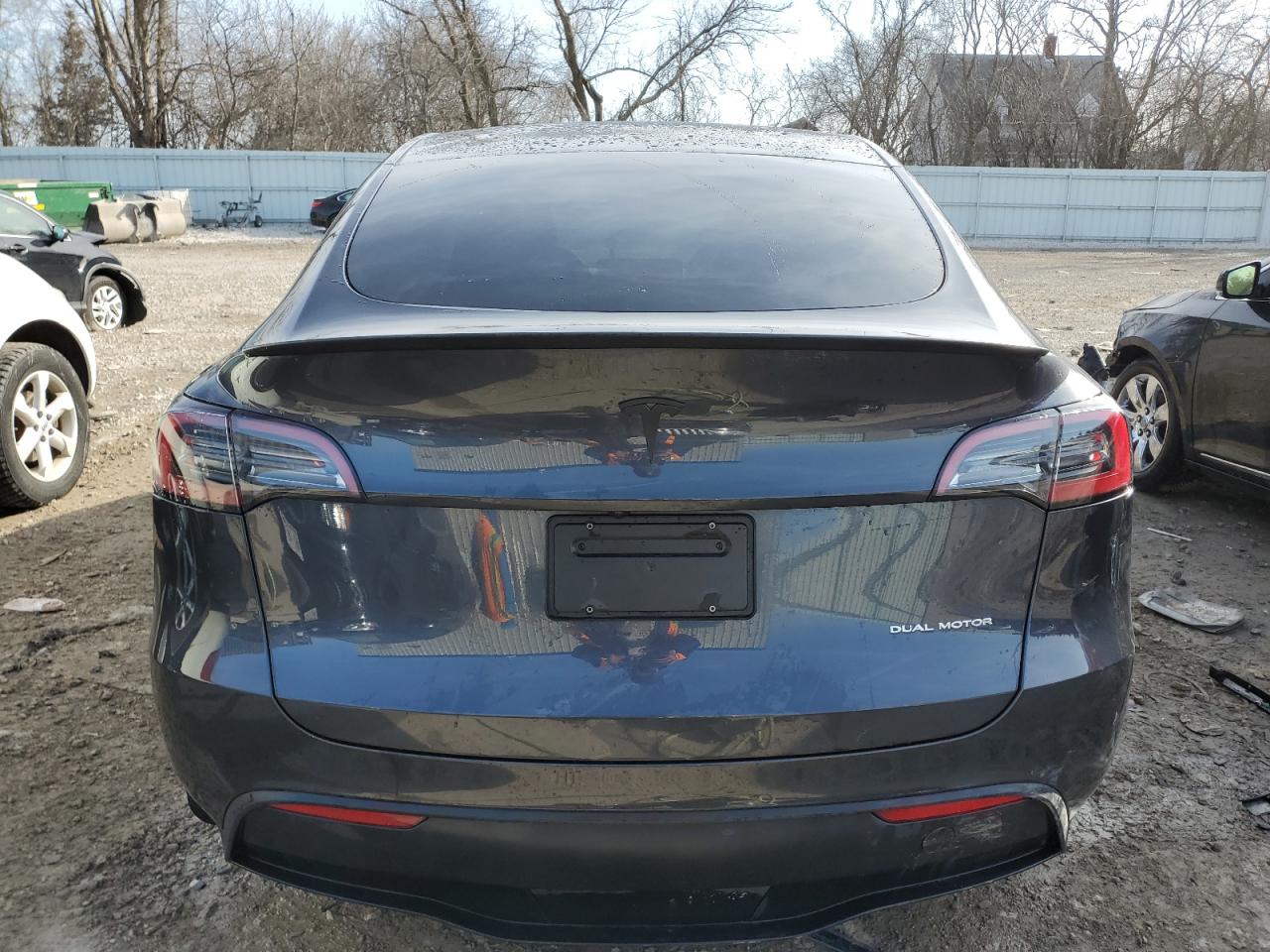 2024 TESLA MODEL Y  VIN:7SAYGDEE4RA281227