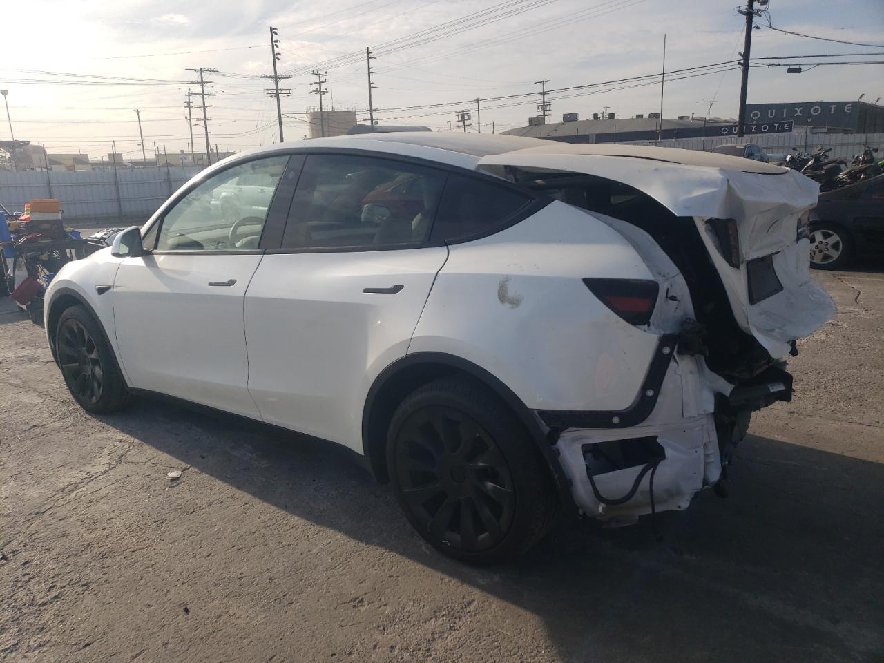 2023 TESLA MODEL Y  VIN:7SAYGDEE4PA125735