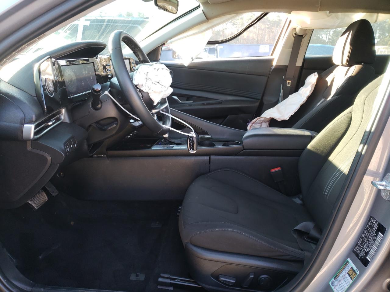 2022 HYUNDAI ELANTRA SEL VIN:KMHLN4AG8NU263074