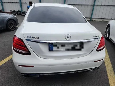 2017 Mercedes-Benz E 220 VIN: