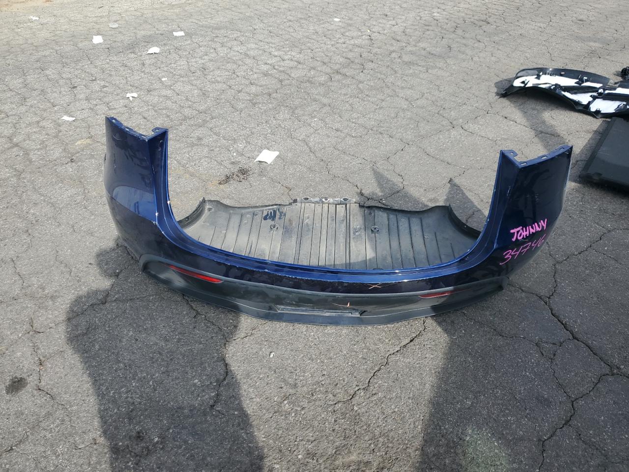 2023 TESLA MODEL Y  VIN:7SAYGDEE7PF884527