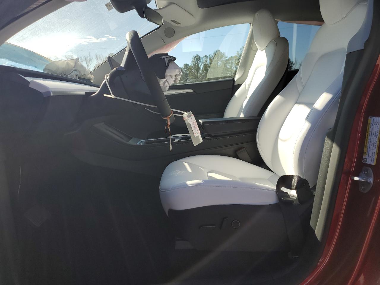 2024 TESLA MODEL Y  VIN:7SAYGDEE8RA308557