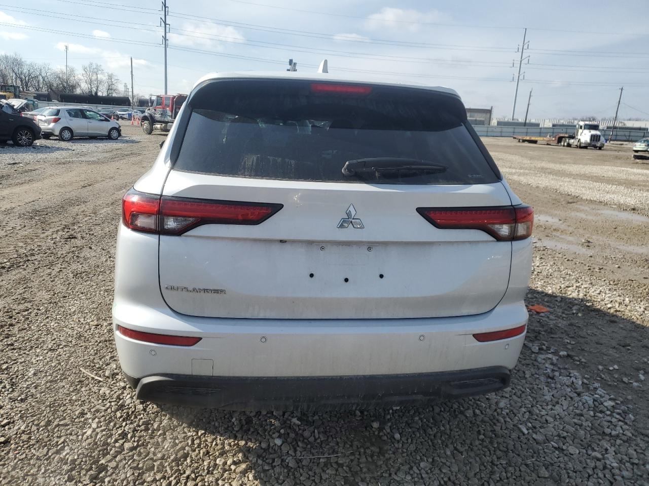 2022 MITSUBISHI OUTLANDER ES VIN:JA4J4TA85NZ041803