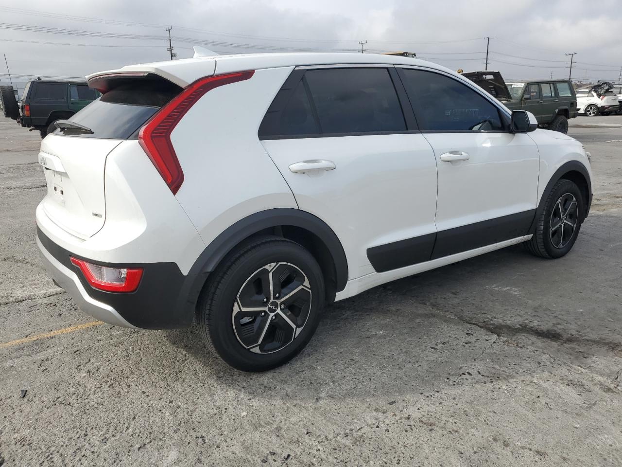 2023 KIA NIRO LX VIN:KNDCP3LE4P5100312