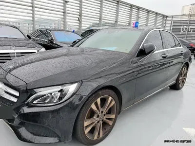 2017 Mercedes-Benz C 220 NONE VIN: