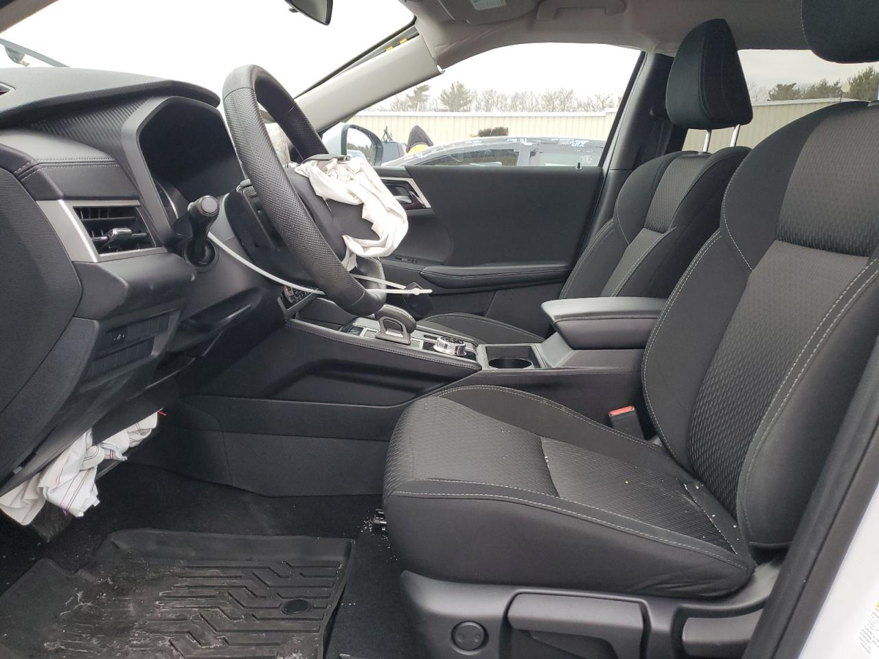 2024 MITSUBISHI OUTLANDER ES VIN:JA4J4UA81RZ030227